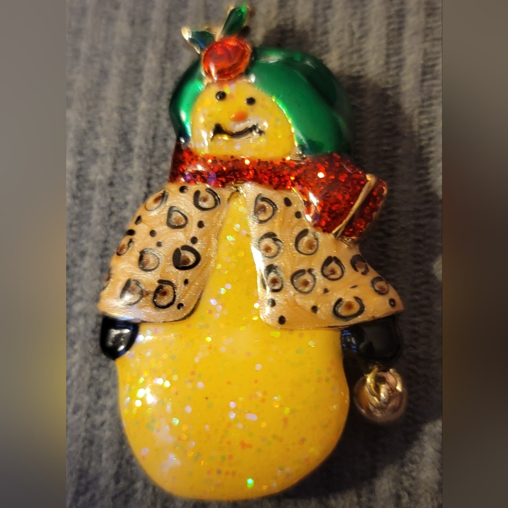 2.25" Macys Holiday Lane Snowman Brooch Holding A Jingle Bell